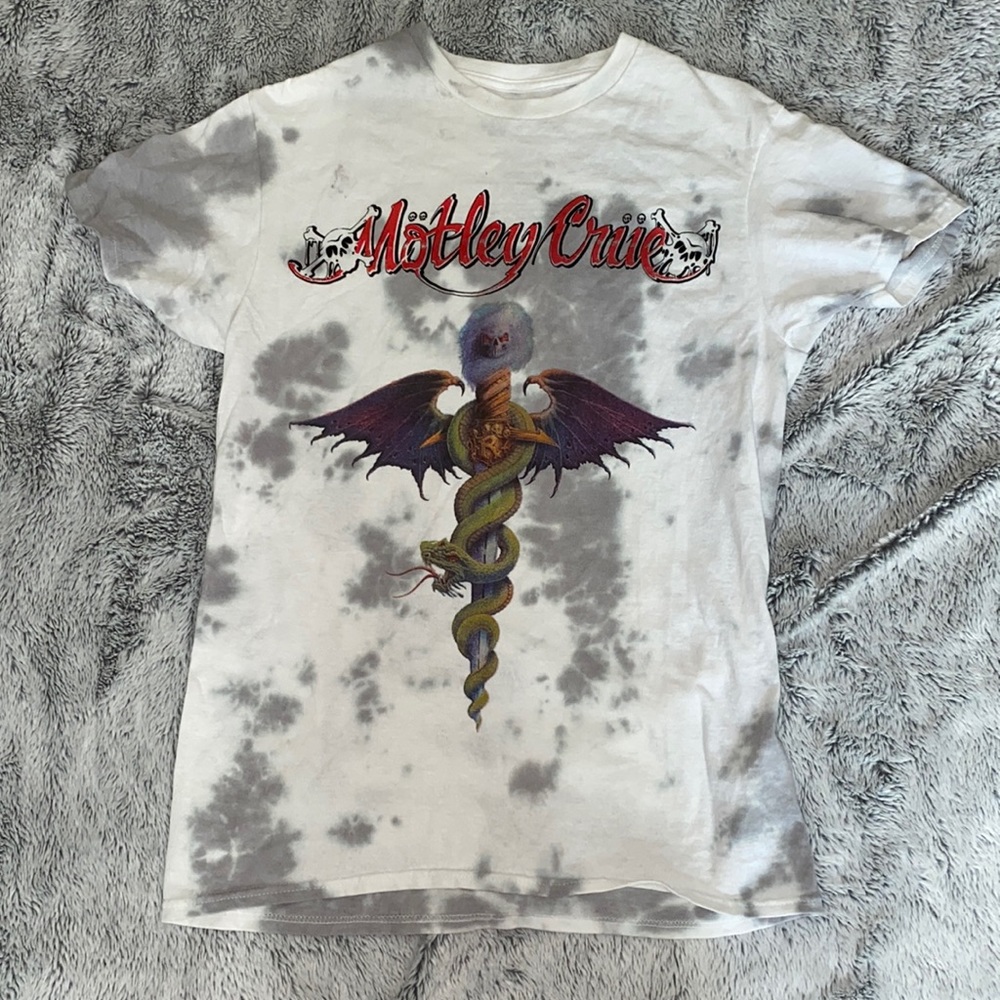 Motley Crue tee brand new small